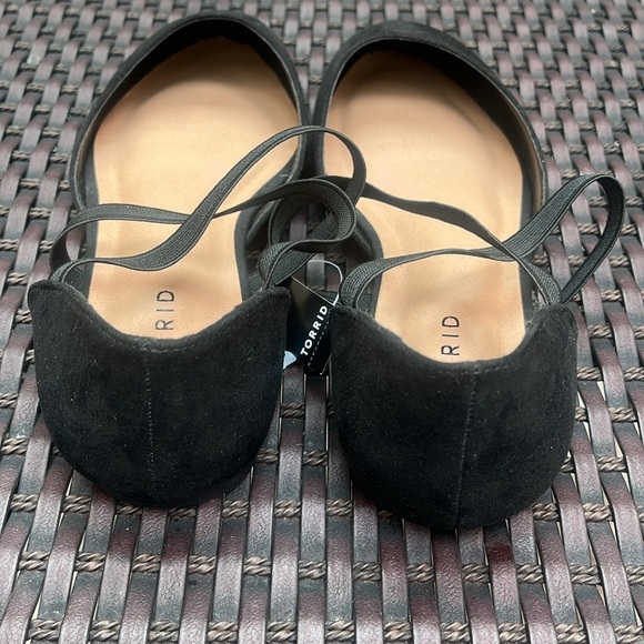 Torrid - Suede Ballet Flat - Size 9ww wide nwt - Picture 4 of 10